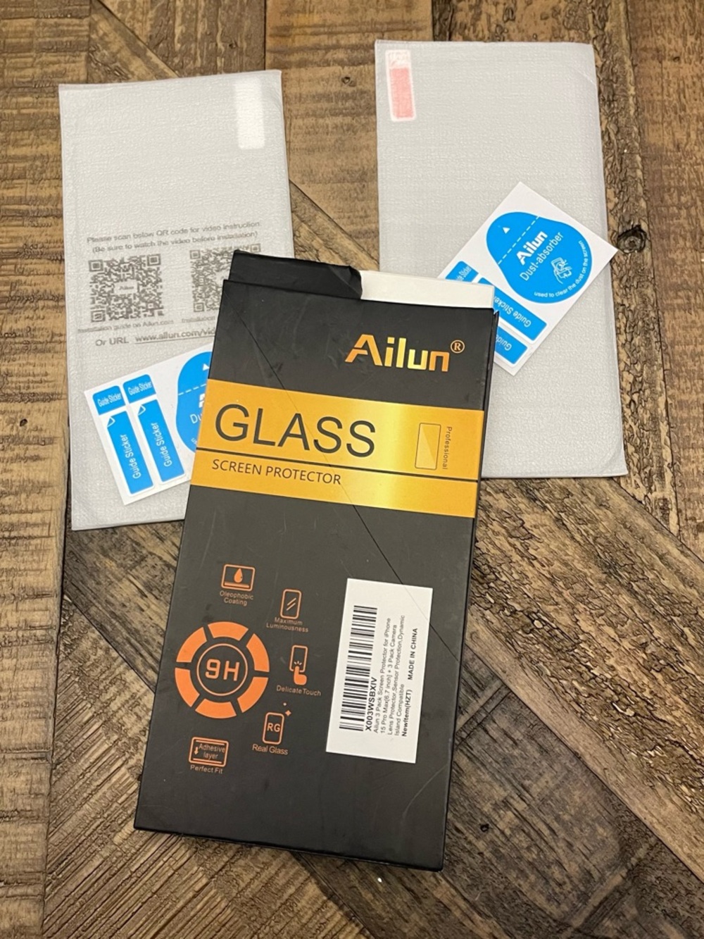 Ailun glass screen protector kit, designed for device screen protection